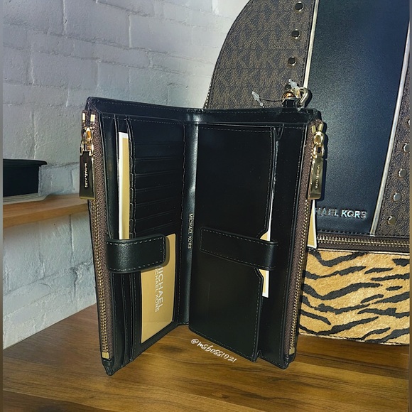 Micheal Kors Rhea Studded Logo and Tiger Print Calf Hair Backpack + Wallet NWT - Picture 3 of 11